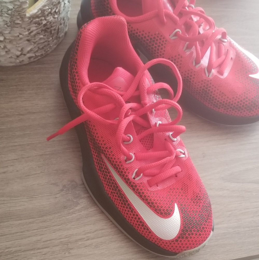 Nike youth air Max